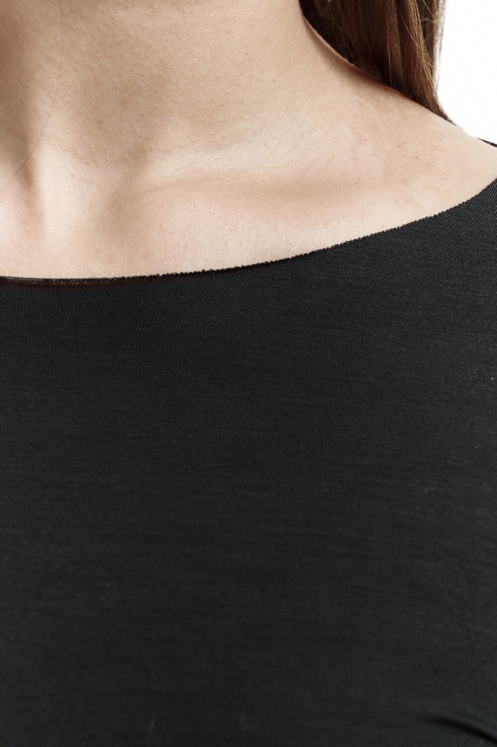 Dress-fish black with a cutout